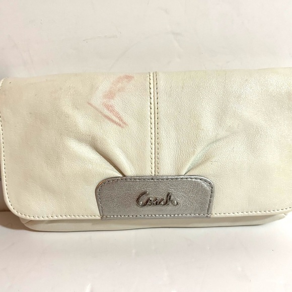 Coach White Wristlet Clutch bag